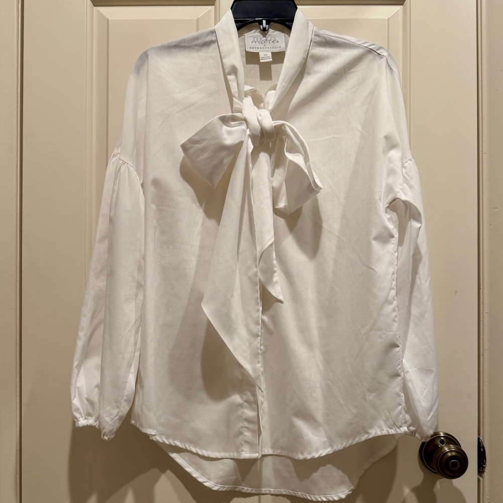 Anthropologie x Mare Mare, NWOT White Blouse with elegant bow